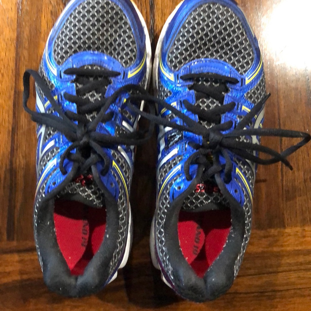 Gently worn ASICS -mens size 8